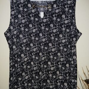 Nine West Black and White Floral Blouse